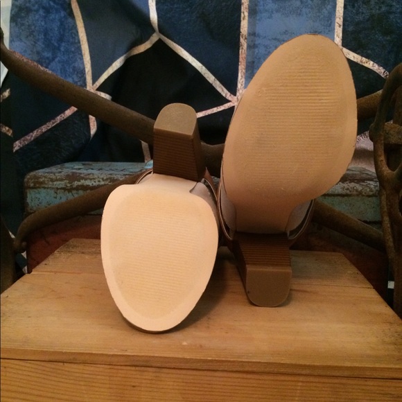 Faux Suede Block Heels w/ Straps JustFab - Picture 4 of 7